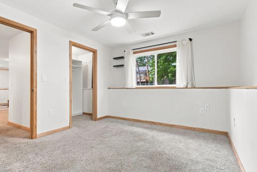 49-web-or-mls-2567_91st_Avenue_Northeast_Blaine_08285.jpg