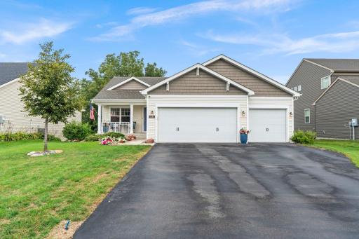 Rare one-level rambler! 1515 138th St E, Rosemount, MN