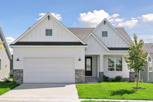 15463 111th Avenue N, Osseo, MN 55369