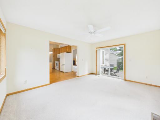 Sunroom, view going to the patio
