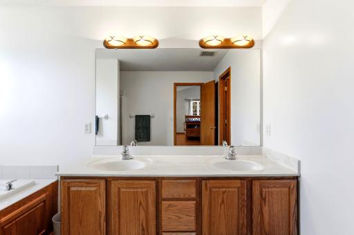 34-web-or-mls-6814-Wildflower-Dr-S-34.jpg