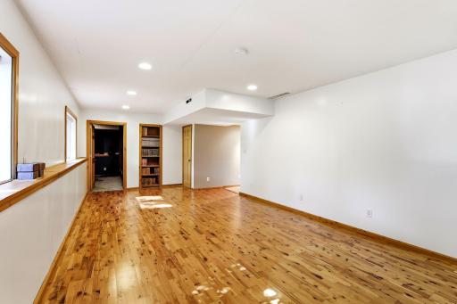 48-web-or-mls-6814-Wildflower-Dr-S-48.jpg