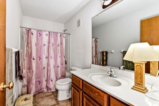 27-web-or-mls-6814-Wildflower-Dr-S-27.jpg