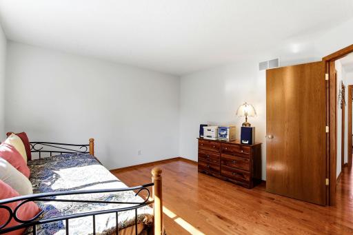 26-web-or-mls-6814-Wildflower-Dr-S-26.jpg