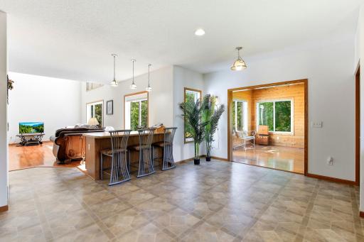 15-web-or-mls-6814-Wildflower-Dr-S-15.jpg