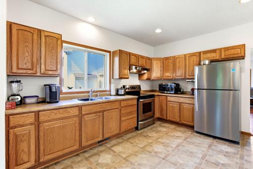 10-web-or-mls-6814-Wildflower-Dr-S-10.jpg