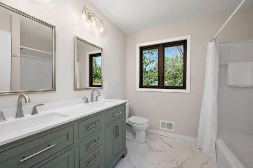 12070 Meadowlark Court, Maple Grove, MN 55369