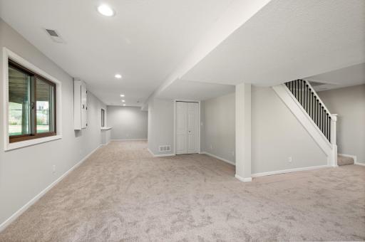 New paint, flooring, lighting, and knock-down ceiling texture throughout!