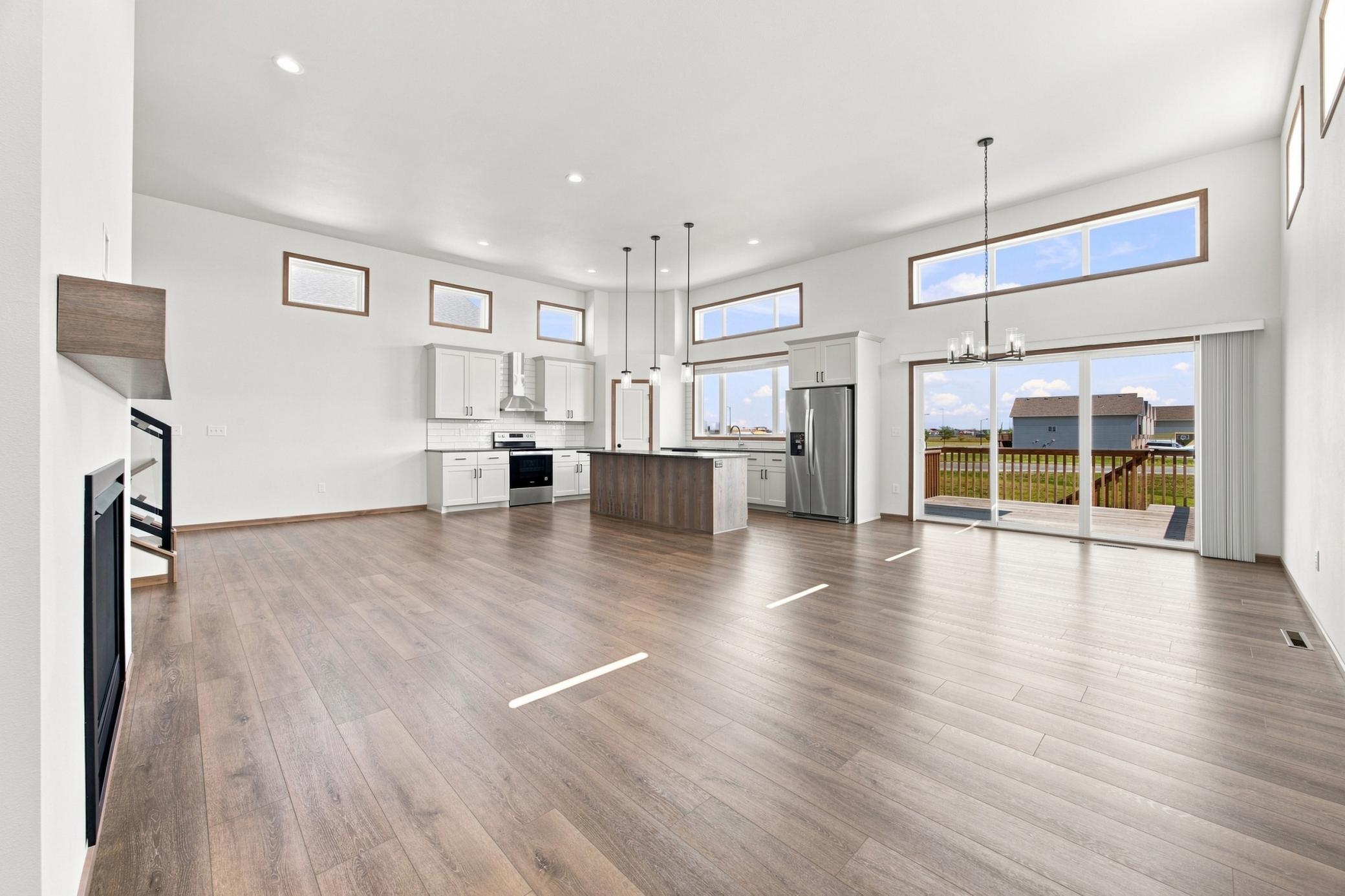 Living to Kitchen