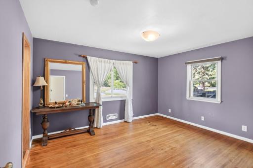 8945 Colfax Avenue S, Bloomington, MN 55420