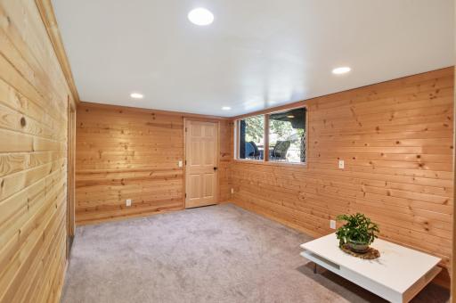 8945 Colfax Avenue S, Bloomington, MN 55420