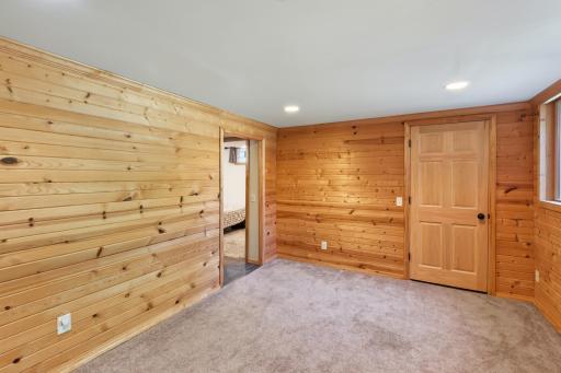 8945 Colfax Avenue S, Bloomington, MN 55420