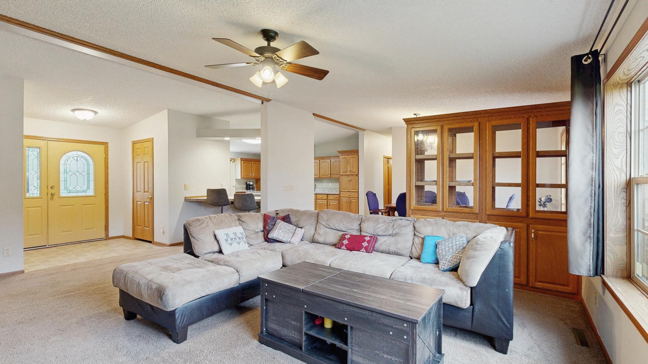-20210 County Rd 2, Silver Lake ,MN_22.jpg