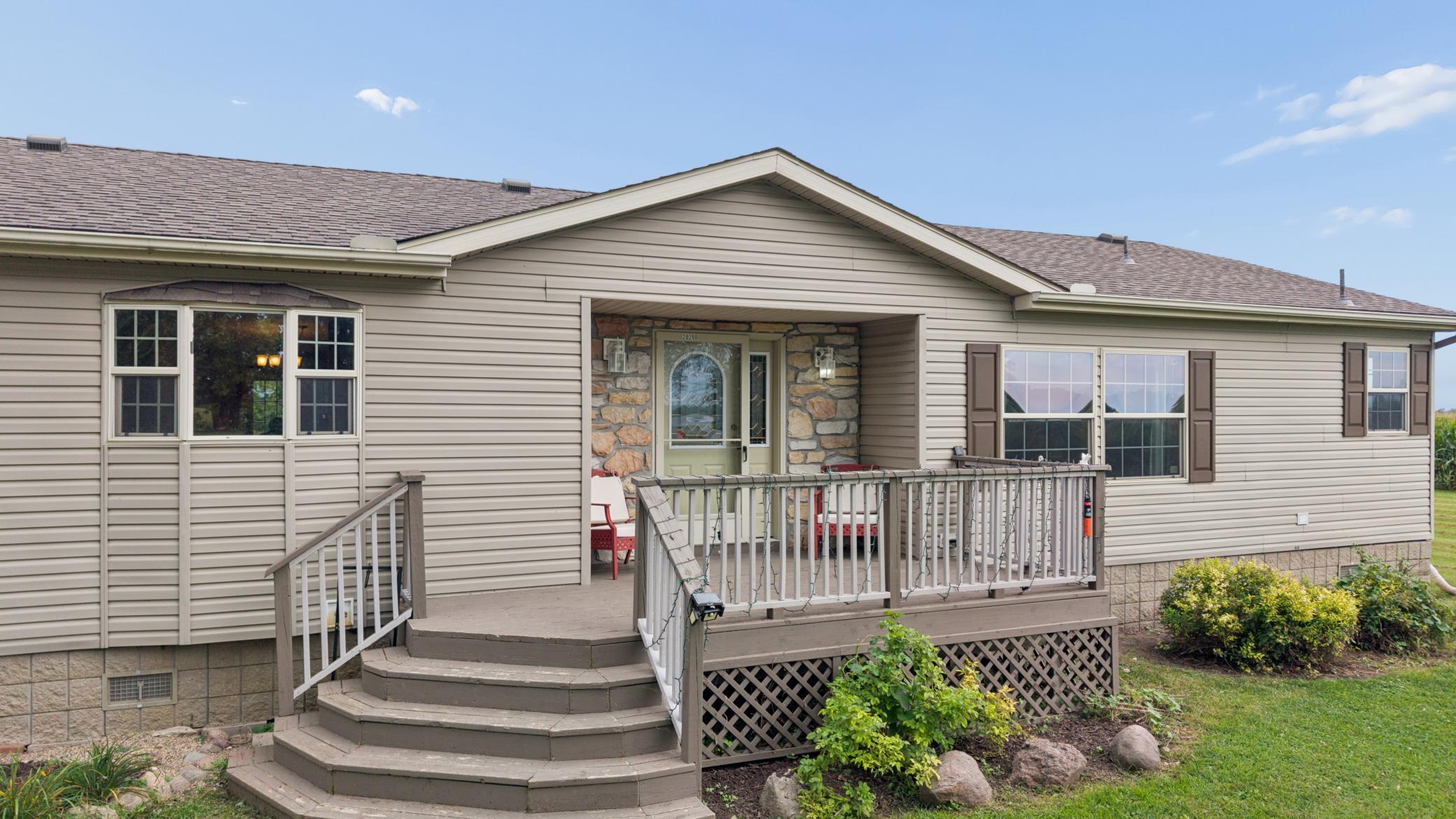 -20210 County Rd 2, Silver Lake ,MN_04.jpg