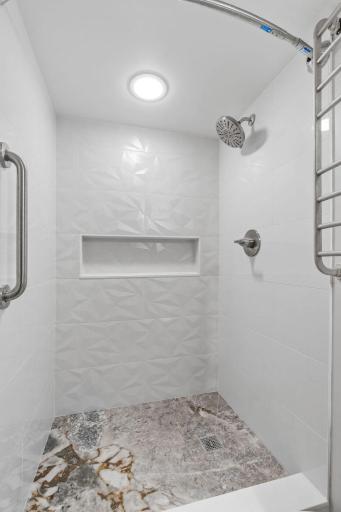 9163 Ranchview Lane N, Maple Grove, MN 55369