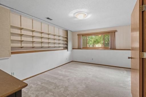 9163 Ranchview Lane N, Maple Grove, MN 55369