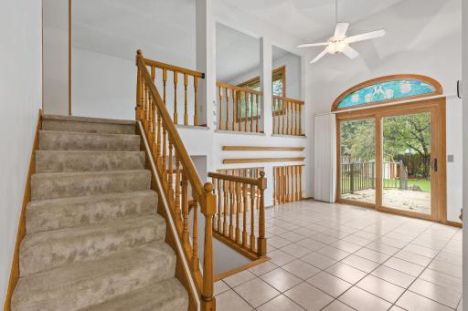 9163 Ranchview Lane N, Maple Grove, MN 55369