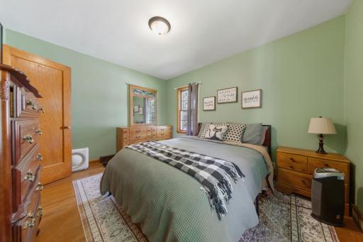 707 N Hennepin Street, Winthrop, MN 55396