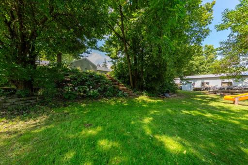 707 N Hennepin Street, Winthrop, MN 55396