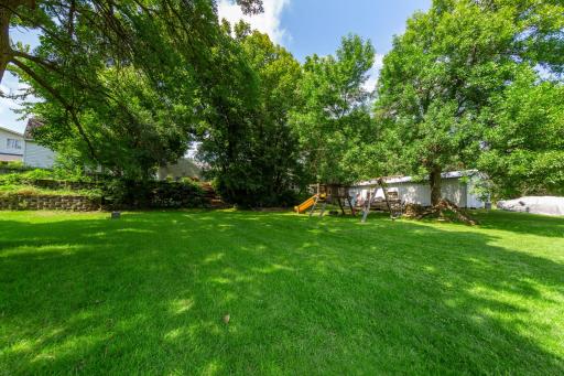 707 N Hennepin Street, Winthrop, MN 55396