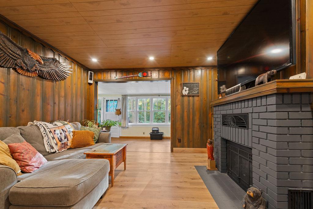 Overlooking 4-season sun room.jpg
