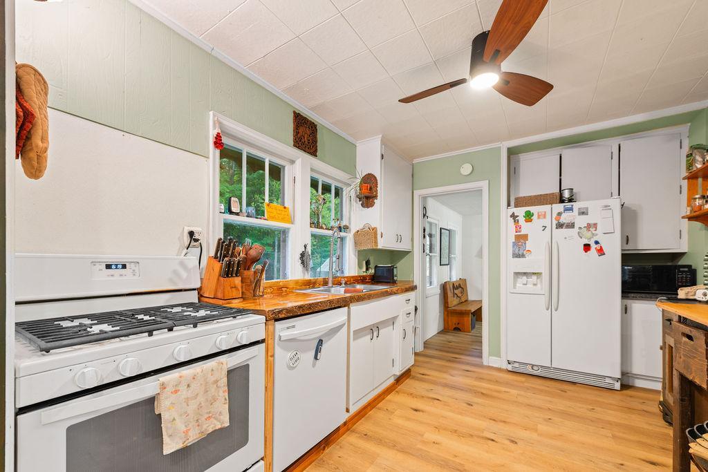Efficient Kitchen.jpg