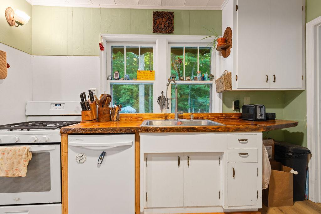 Beautiful custom made wood countertops.jpg
