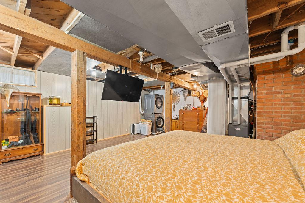 Beautiful integrated wood beams.jpg