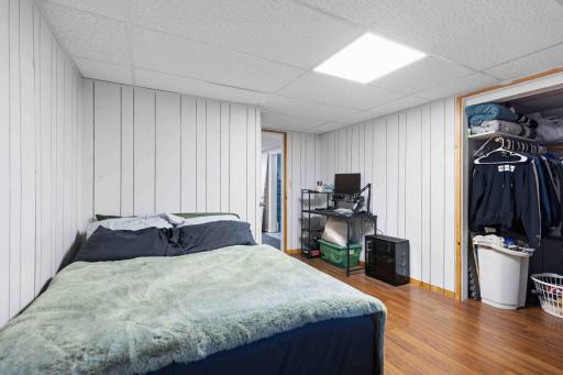 1921 N 10th Avenue N, Moorhead, MN 56560