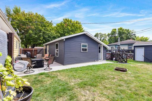 1921 N 10th Avenue N, Moorhead, MN 56560
