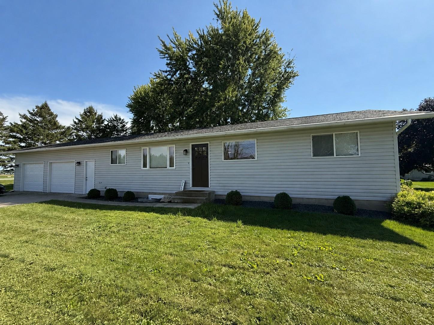Property photo for 507 5th Street NE, Hayfield, MN 55940