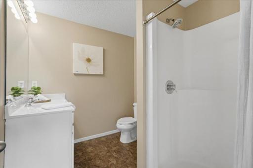 63 Brighton Path, Hudson, WI 54016