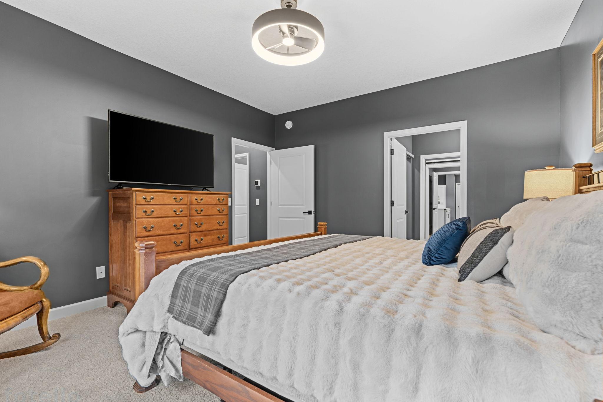 40-web-or-mls-6525 132nd Ln-39.jpg