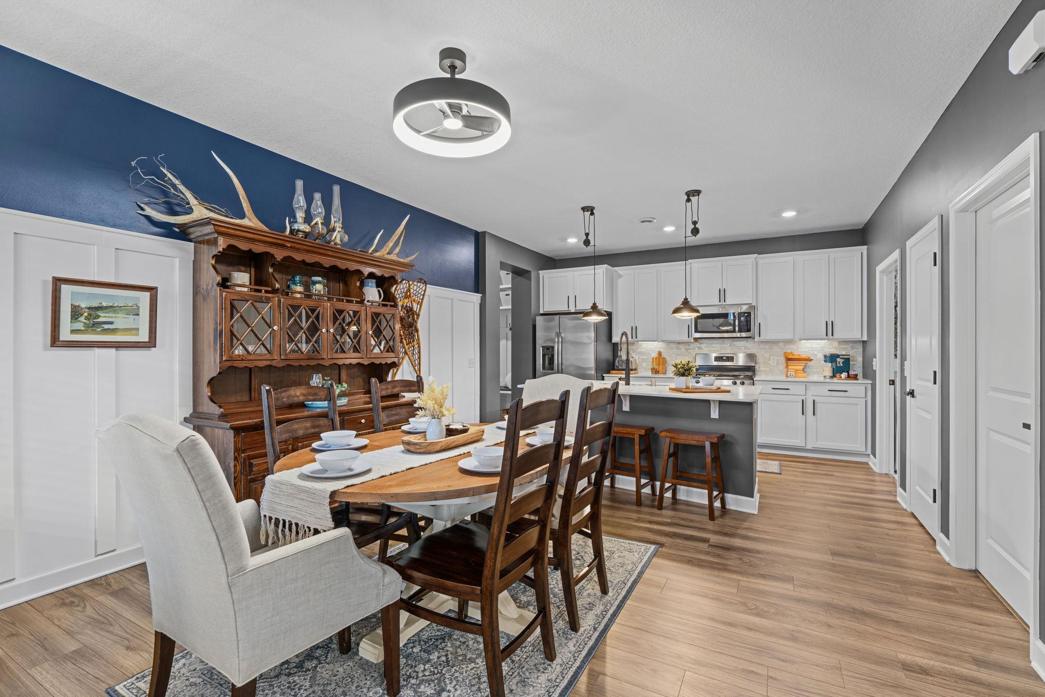 23-web-or-mls-6525 132nd Ln-22.jpg