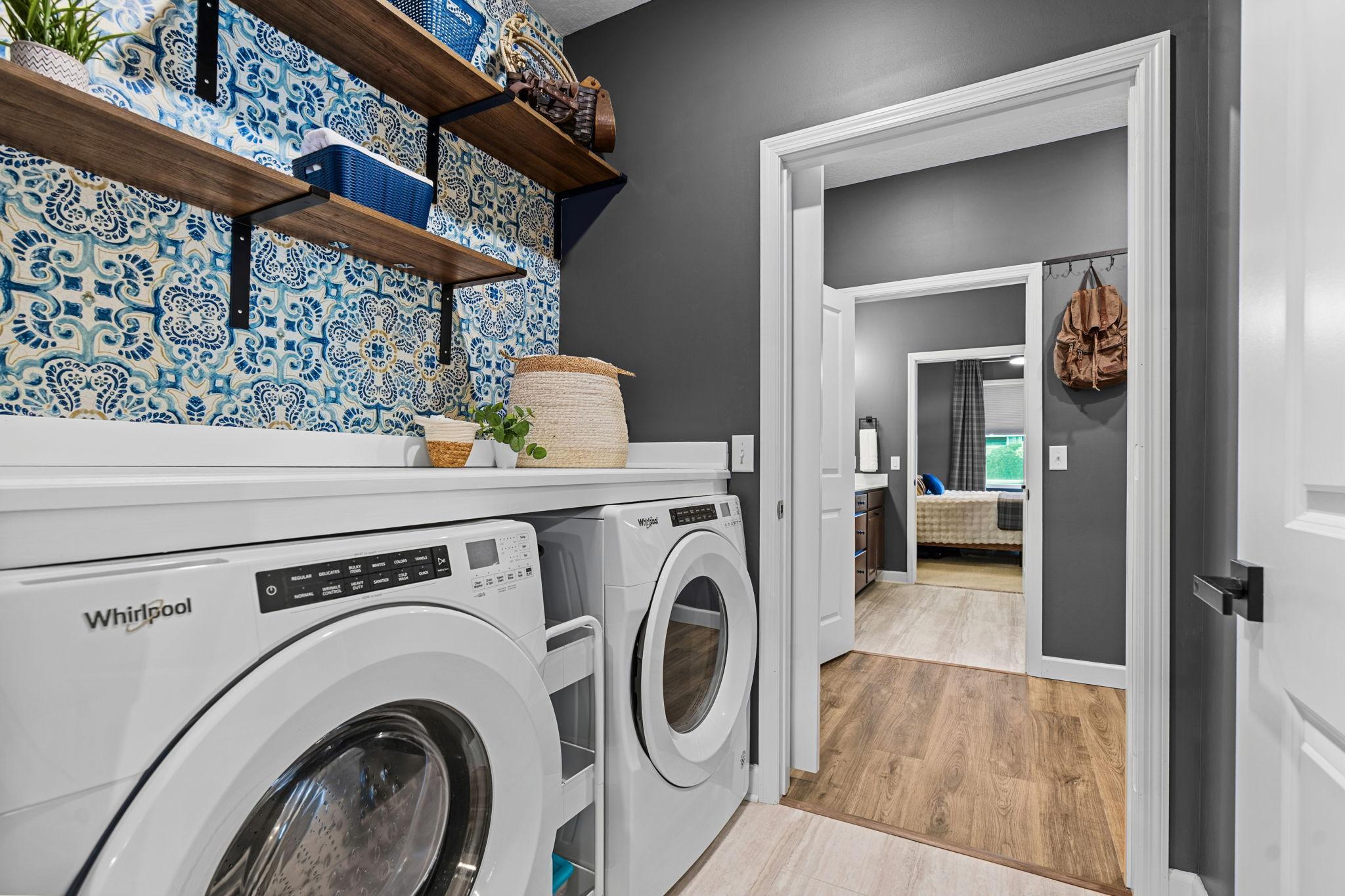 32-web-or-mls-6525 132nd Ln-31.jpg