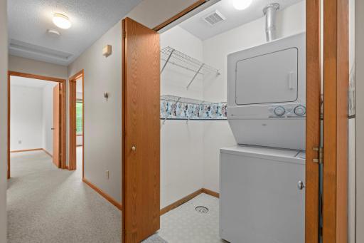 6939 Inverness Court, 43, Inver Grove Heights, MN 55077