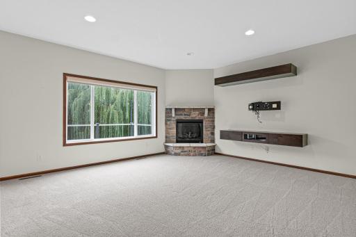 Gas fireplace