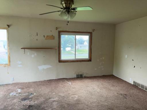2604 5th Avenue W, Hibbing, MN 55746