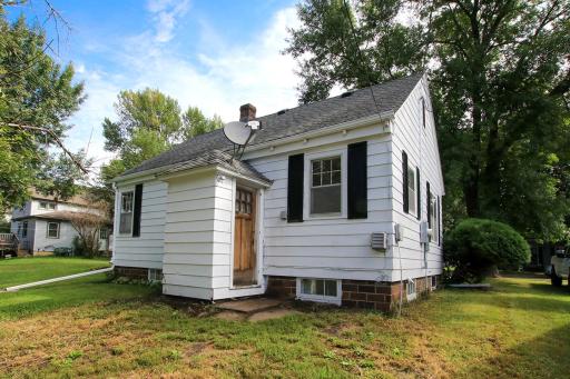 826 Bradley Avenue, Gibbon, MN 55335