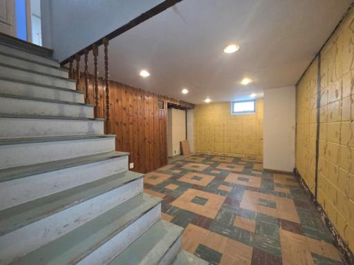 415 Adams Avenue, Edina, MN 55343
