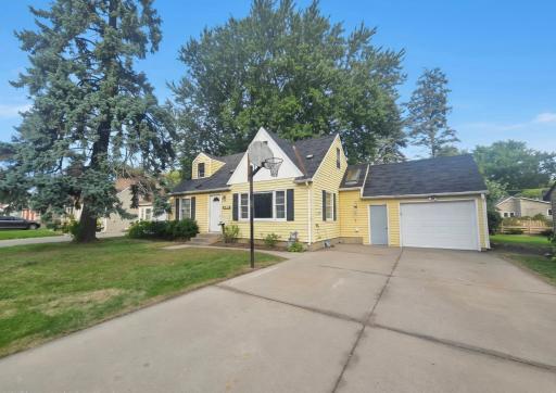 415 Adams Avenue, Edina, MN 55343
