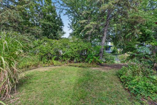 121 Maria Avenue, Saint Paul, MN 55106