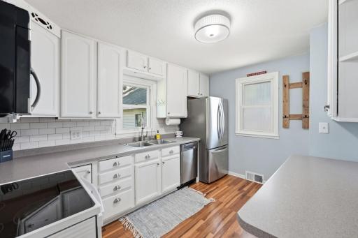 24-web-or-mls-DSC00548.jpg
