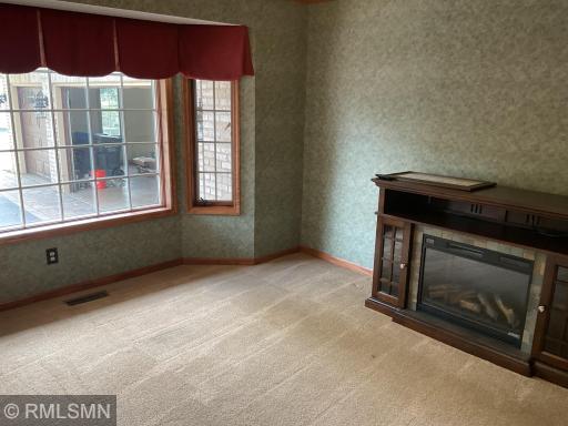 2139 14th Avenue E, North Saint Paul, MN 55109
