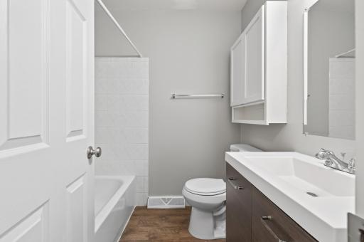 15_9091_207th15_mls.jpg