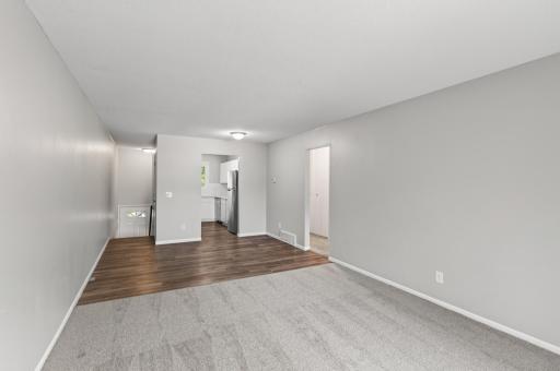 07_9091_207th7_mls.jpg