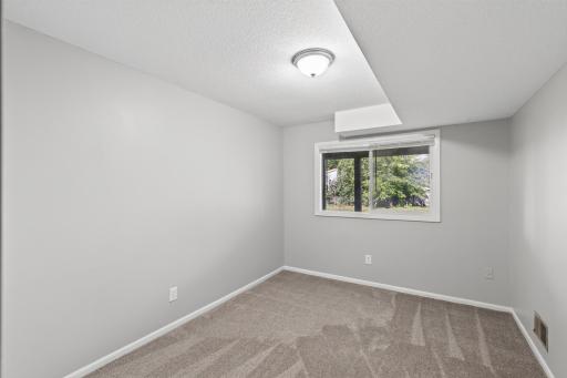 19_9091_207th19_mls.jpg