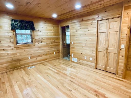 2225 Riverdale Road, Mora, MN 55051