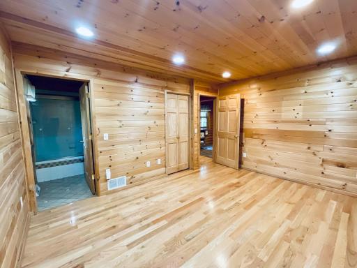 2225 Riverdale Road, Mora, MN 55051