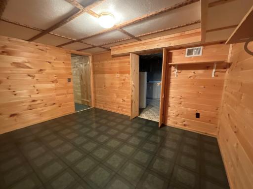 2225 Riverdale Road, Mora, MN 55051